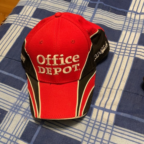 Various vintage NASCAR caps (Circa 2002-08) - Picture 9 of 9